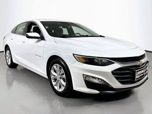 Used 2025 Chevrolet Malibu LT FWD image 3