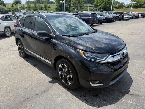 Used 2019 Honda CR-V Touring image 4