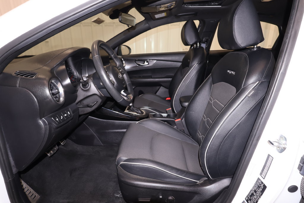 Used 2021 Kia Forte GT-Line FWD image 13