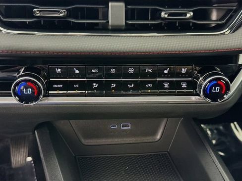 New 2026 Chevrolet Equinox RS w/ Convenience Package III FWD image 18