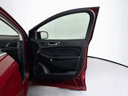 Used 2019 Ford Edge SEL w/ Equipment Group 201A image 32