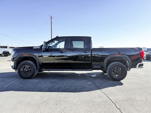 Used 2024 GMC Sierra 2500 Pro w/ Convenience Package image 8