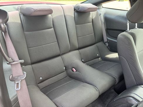 Used 2012 Ford Mustang Coupe image 9