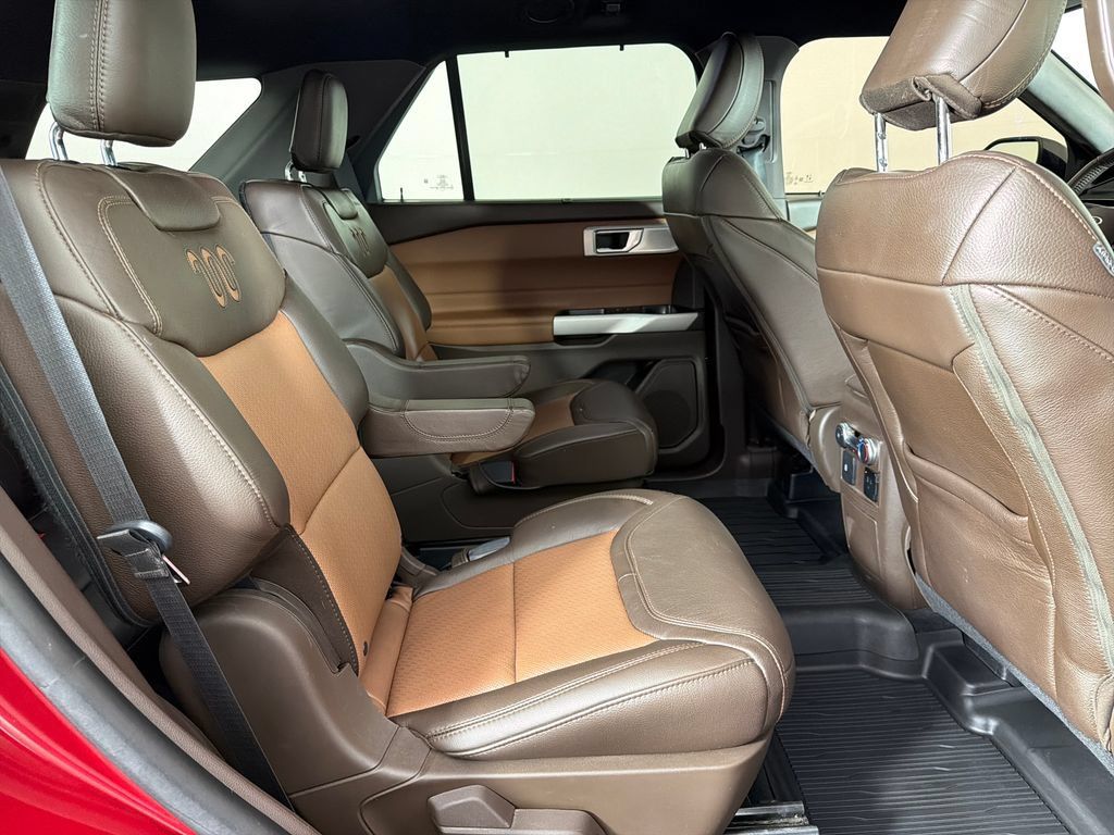 Used 2022 Ford Explorer King Ranch w/ Class IV Trailer Tow Package AWD/4WD image 23