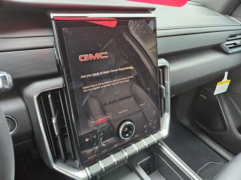 New 2026 GMC Acadia Elevation w/ Elevation Premium Package AWD/4WD image 27