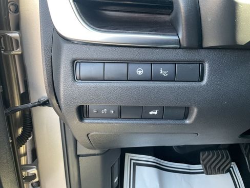 Used 2021 Nissan Rogue Platinum FWD image 11