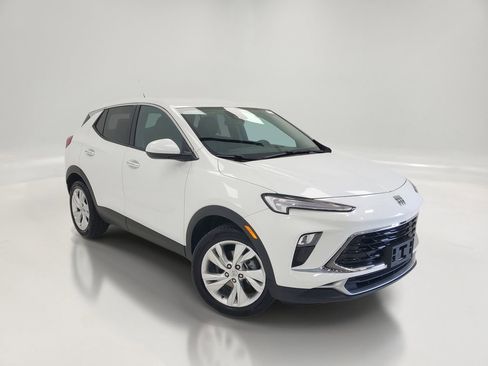 Used 2025 Buick Encore GX Preferred FWD image 1