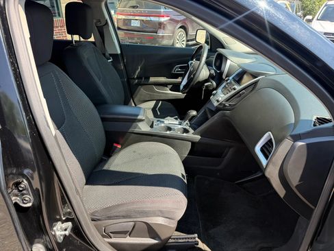 Used 2017 Chevrolet Equinox LT w/ Convenience Package FWD image 27