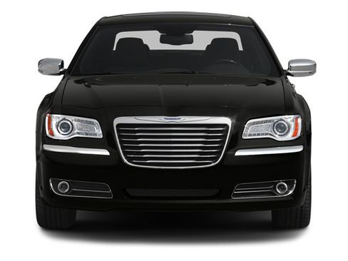Used 2014 Chrysler 300 RWD image 7