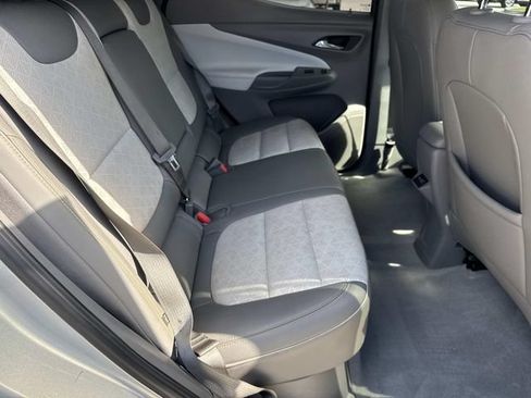 Used 2023 Chevrolet Bolt EUV Premier w/ Sun & Sound Package FWD image 9