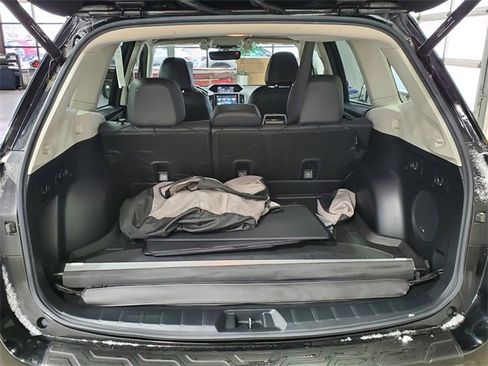 Used 2019 Subaru Forester Limited image 15