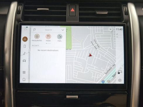 Certified 2025 Land Rover Discovery Dynamic SE image 25