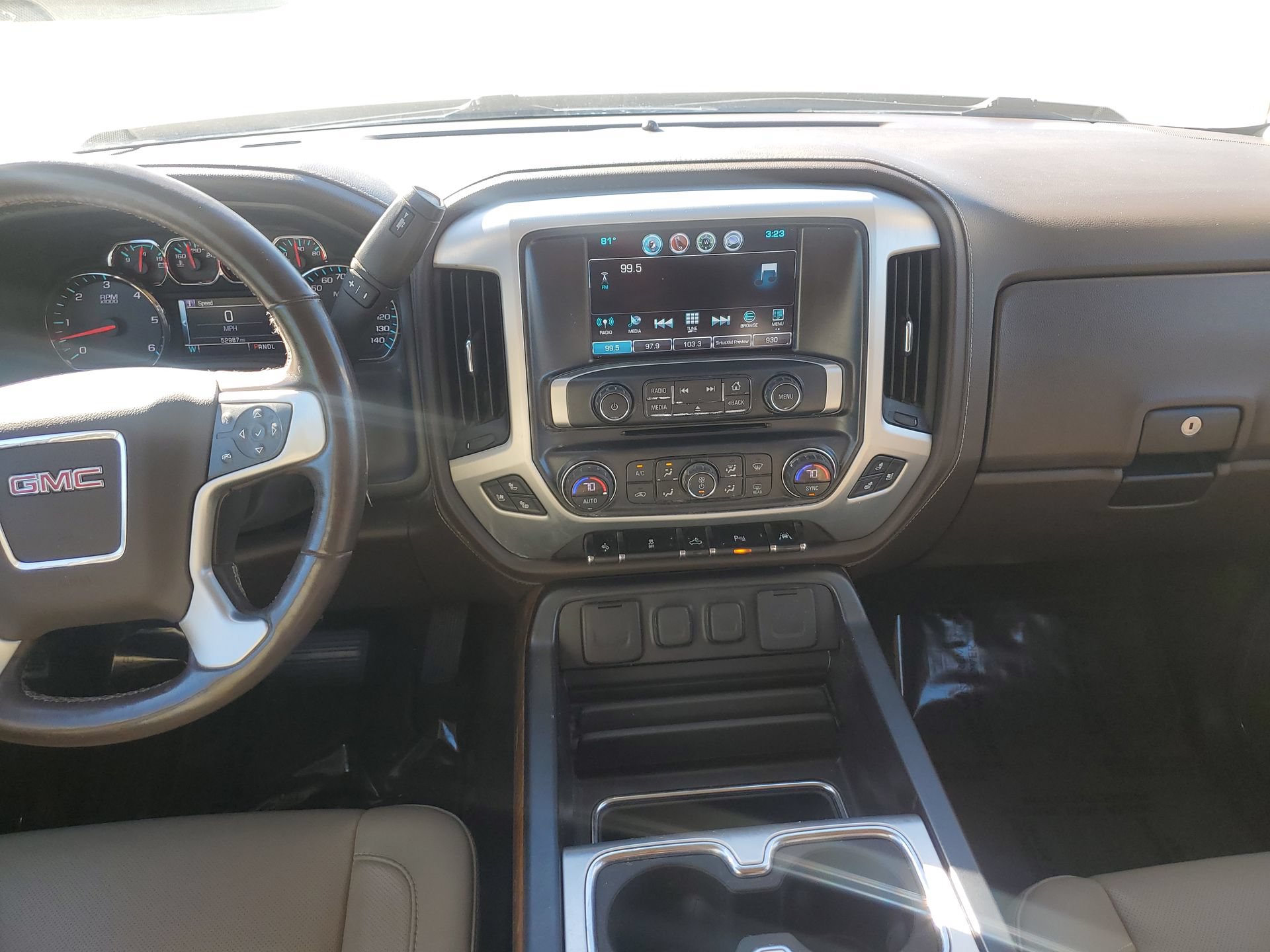 Used 2017 GMC Sierra 1500 SLT w/ Enhanced Driver Alert Package AWD/4WD image 10