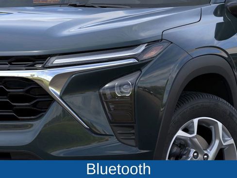 New 2026 Chevrolet Trax LS image 10
