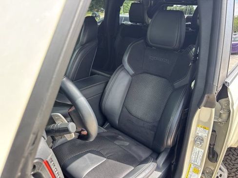 Used 2025 Ford Bronco Raptor AWD/4WD image 23