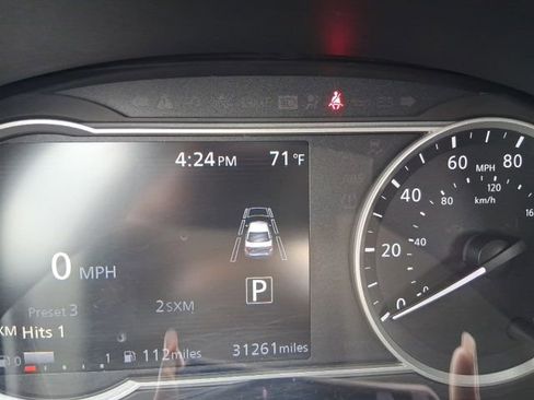 Used 2024 Nissan Versa SR image 20