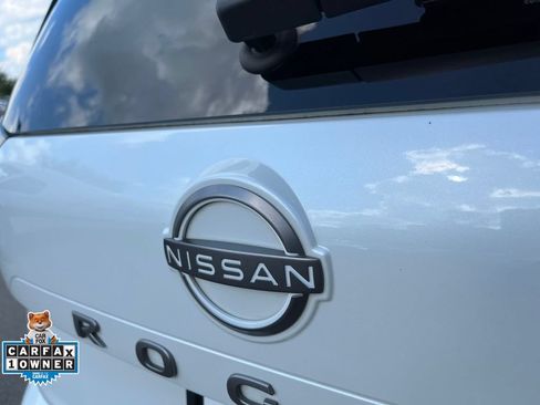 Used 2024 Nissan Rogue SL w/ SL Premium Package FWD image 40