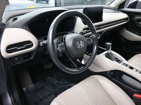 Used 2023 Honda HR-V EX-L image 10
