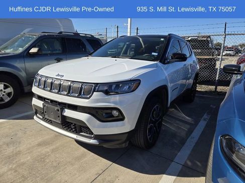 Certified 2022 Jeep Compass Limited w/ Sun and Sound Group image 3