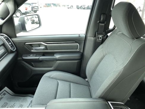Used 2022 RAM 1500 Big Horn image 23