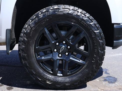 Used 2022 Chevrolet Silverado 1500 LT Trail Boss w/ LT Trail Boss Premium Package AWD/4WD image 24