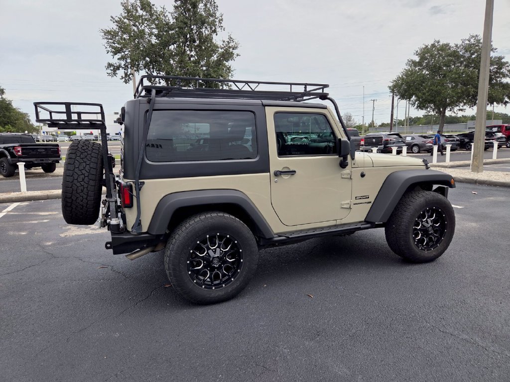 Used 2018 Jeep Wrangler Sport w/ Connectivity Group AWD/4WD image 12