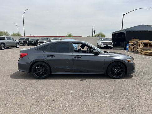 Used 2022 Honda Civic Sport image 5