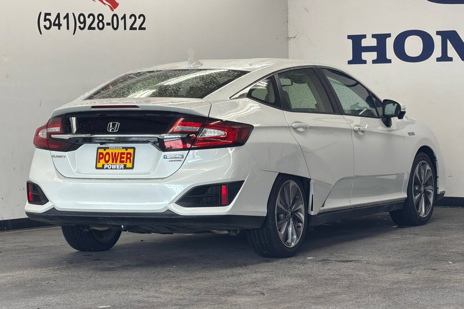 Used 2020 Honda Clarity Touring image 3