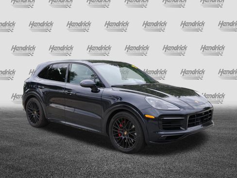 Used 2021 Porsche Cayenne GTS AWD/4WD image 2