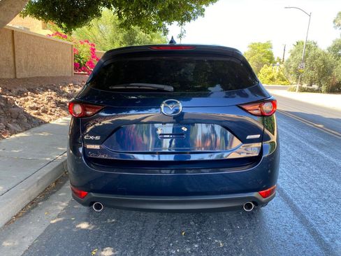 Used 2018 MAZDA CX-5 Touring w/ Preferred Equipment Package FWD image 9