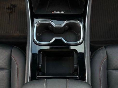 Used 2024 Chevrolet Traverse RS w/ LPO, Floor Liner Package image 30