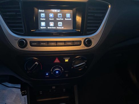 Used 2019 Hyundai Accent SE image 29