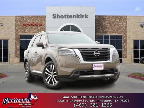 Used 2023 Nissan Pathfinder Platinum w/ Cargo Package image 1