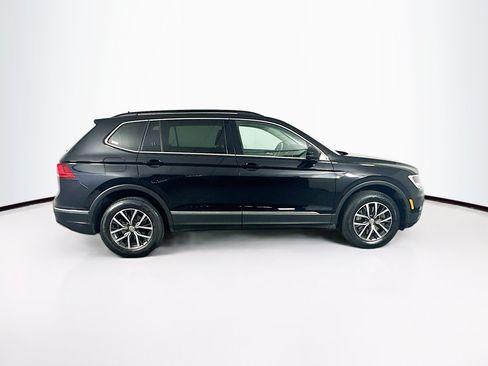 Used 2020 Volkswagen Tiguan SE FWD image 10