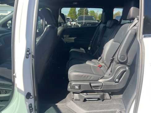 Used 2024 Honda Odyssey Sport image 12