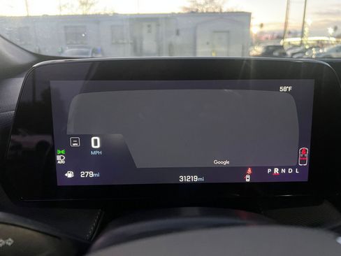 Used 2025 Chevrolet Equinox LT image 40