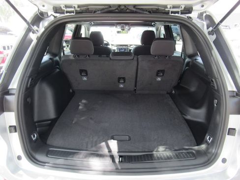 New 2026 Jeep Grand Cherokee Laredo RWD image 29