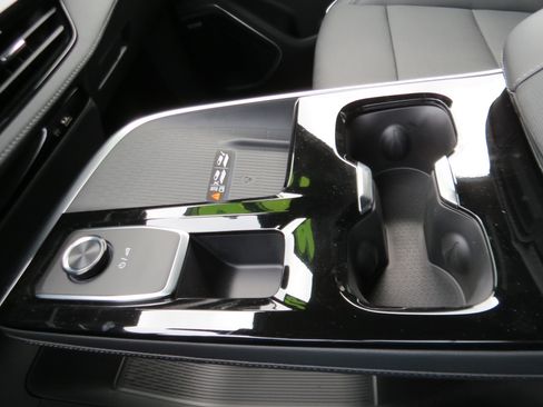 New 2026 Buick Enclave Preferred w/ Power Package image 23