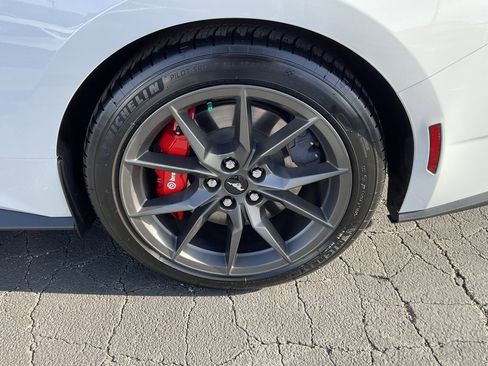 Used 2025 Ford Mustang Dark Horse image 7