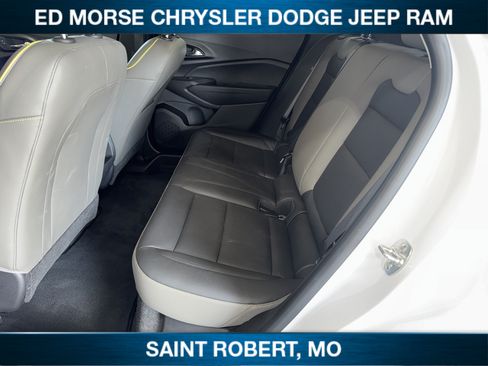 Used 2025 Chevrolet Trax ACTIV w/ Driver Confidence Package FWD image 28