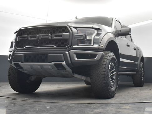 Used 2019 Ford F150 Raptor w/ Equipment Group 802A Luxury image 19