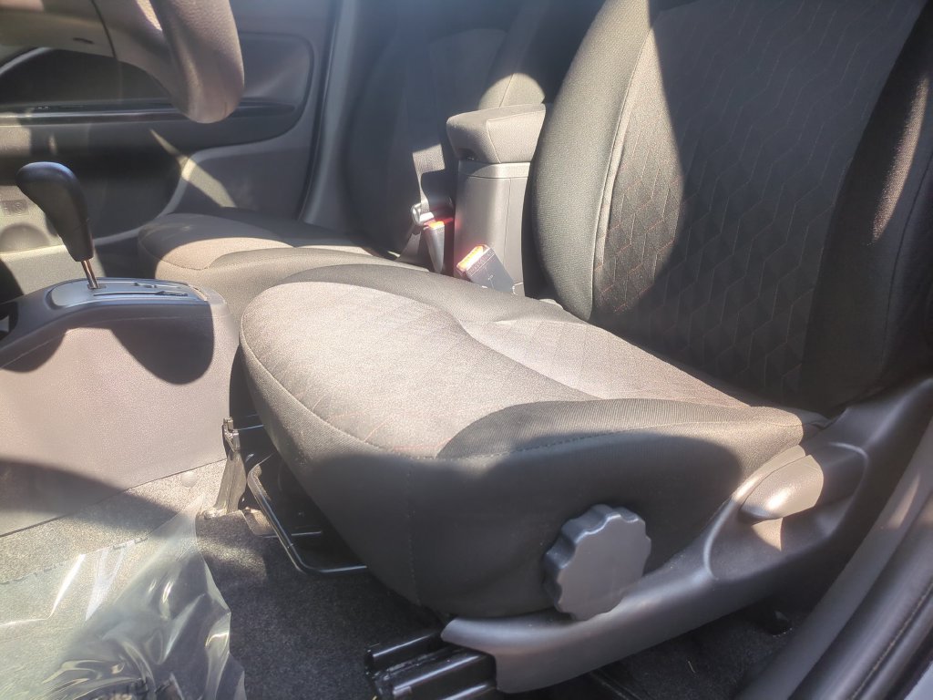 Used 2024 Mitsubishi Mirage FWD image 13