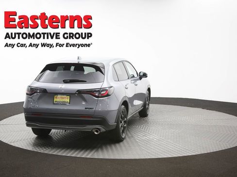 Used 2025 Honda HR-V Sport image 40