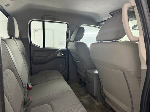 Used 2018 Nissan Frontier SV w/ Value Truck Package image 35