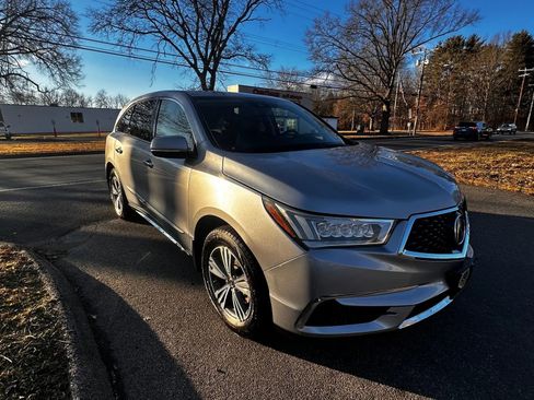 Used 2017 Acura MDX SH-AWD image 3