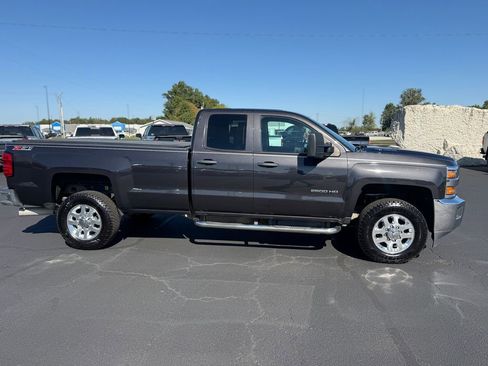 Used 2015 Chevrolet Silverado 2500 LT w/ LT Convenience Package image 45