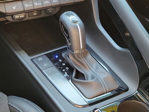Used 2022 Hyundai Elantra N FWD image 34