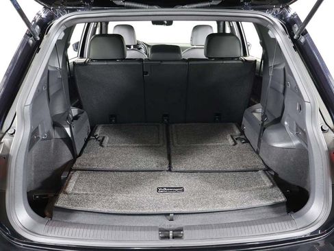Used 2020 Volkswagen Tiguan SE R-Line FWD image 20