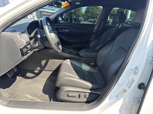 Used 2024 Honda Accord Sport image 16