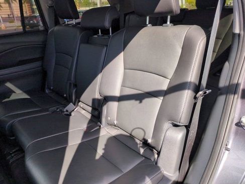 Used 2020 Honda Pilot Touring image 27